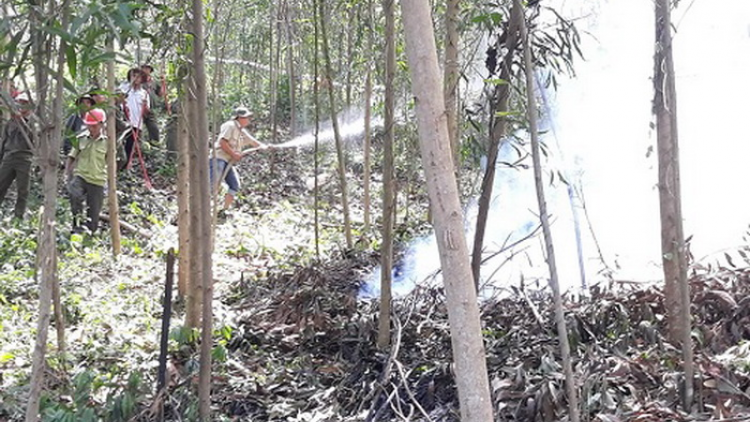 Chr’hoong Minh Long bhrợ liêm choom bh’rợ zêl cha groong roóh cát crâng