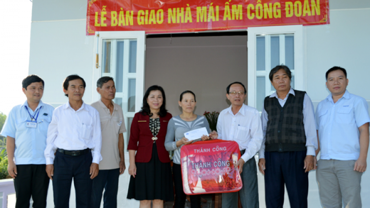 Rau bhui har tợơ pazêng “Đhr’nong đong công đoàn”