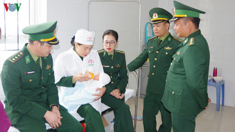 Quảng Ninh: Trôông dzâc acoon p’niên pr’ang 13 t’ngay n’niên crêê ta đơơng pa câl coh zr’lụ c’noong k’tiêc