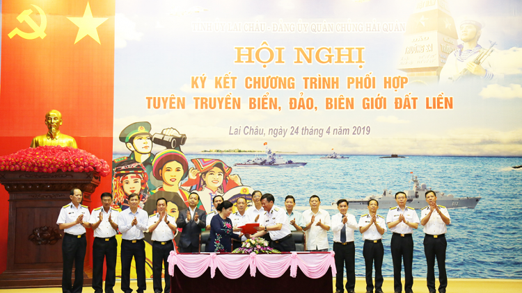 Lai Châu lâng Quân chủng Hải quân ký gr’hoót xay truíh ooy biển, đảo, c’noong k’tiếc