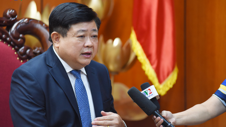 Xa’nay bh’rợ Liêm bấc râu chắp kiêng, ta lưm hay k’noọ 50 c’moo bhrợ têng Di chúc Chủ tịch Hồ Chí Minh