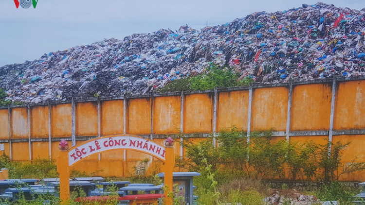 Hội An lêy chô tước Du lịch cắh vêy râu x’xriing nhựa
