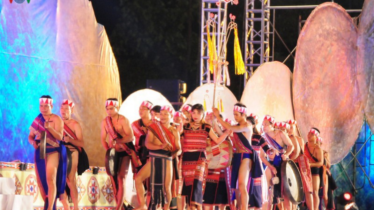 Khai mạc Liên hoan Văn hóa chiing goong apêê acoon cóh tỉnh Bình Ðịnh g’lúh I –c’moo 2019