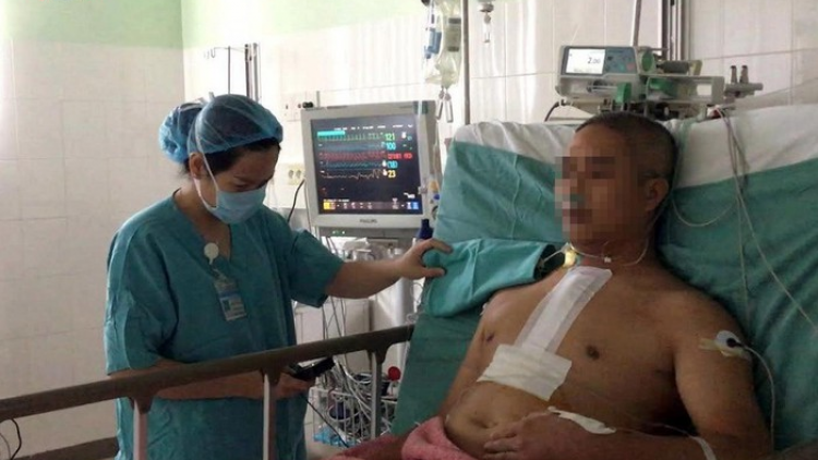 Bệnh viện Trung ương Huế bhrợ têng liêm choom bh’rợ roóch pa têết da dul g’lúh 5