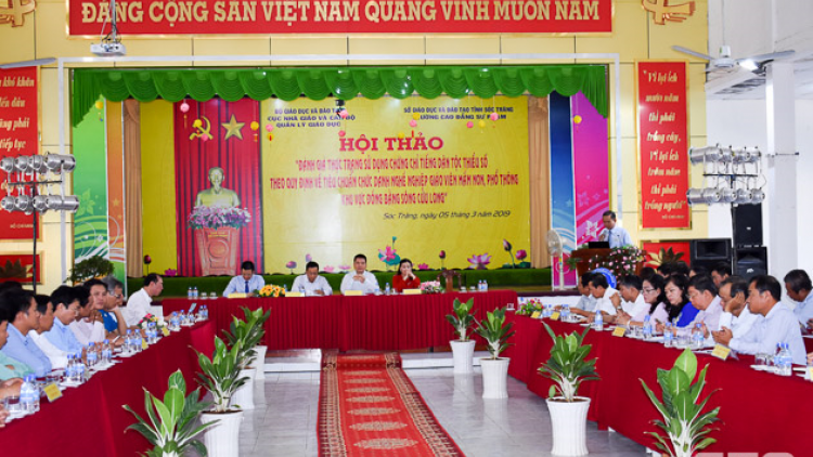 Sóc Trăng: Bh’rợ prá xay ooy đhr’năng đươi dua chứng chỉ p’rá đhanuôr acoon cóh