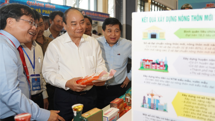 Thủ tướng k’đhơợng xay Hội nghị pa dưr kinh tế miền Trung