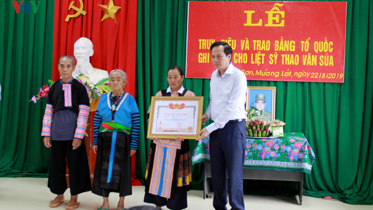 Thanh Hoá: pa đớp đoọng bằng Tổ quốc ghi công ha bhúh xoọng pr’loong đong Trưởng Công an Thao Văn Súa