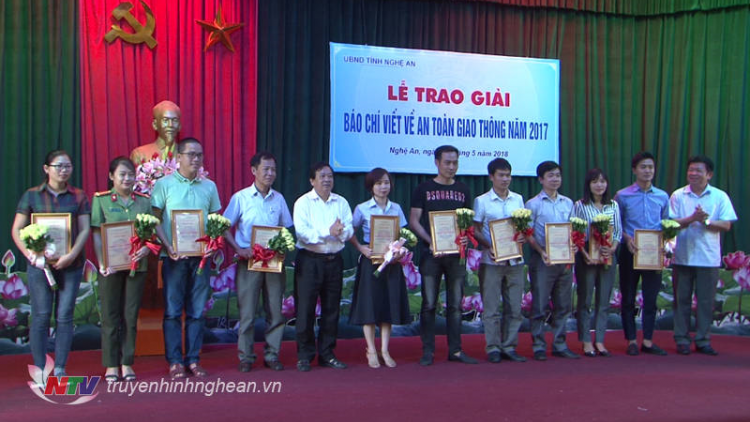 Nghệ An: Pa đớp ch’ner Báo chí ooy Yêm têêm c’lâng p’rang c’moo 2018