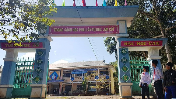 P’too moon học sinh lơi học rạch lướt học cớ