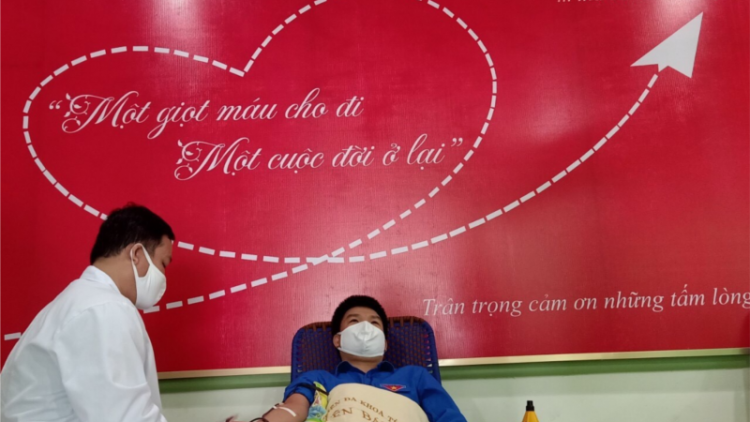 Yên Bái bhrợ rơợng griing bh’rợ zâl cha groong pr’luh cr’ăy, nhâm mâng rau liêm crêê ha manuyh đương đoọng aham liêm loom