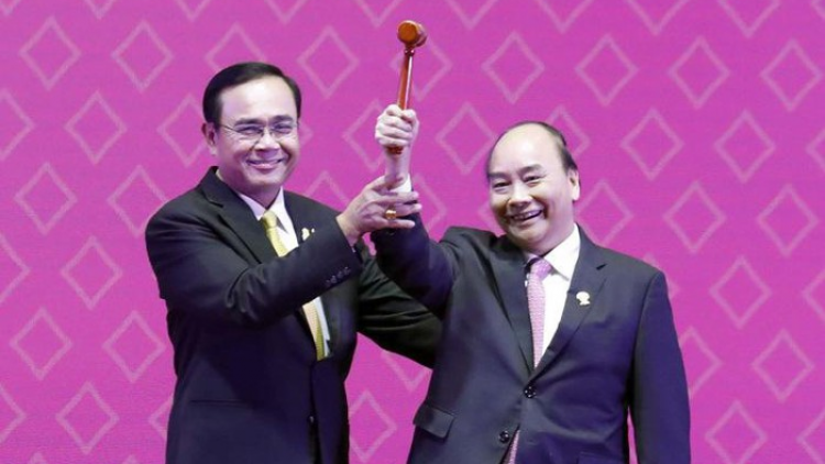 Xa nay xay moon âng Tổng Bí thư, Chủ tịch k’tiếc k’ruung bêl Việt Nam đớp pay bh’rợ chr’năp t’mêê