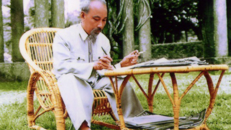 BHRỢ TÊNG DI CHÚC CHỦ TỊCH HỒ CHÍ MINH