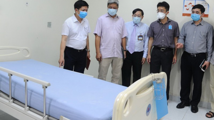 Bộ Y tế đoọng ha Quảng Nam 10 bêệ máy p’hơơm, 2 máy la lọc zâl pr’luh Covid-19