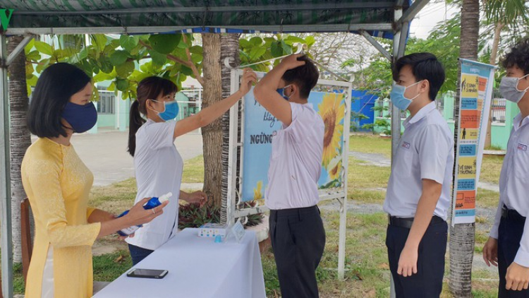 Bộ Giáo dục lâng Đào tạo k’đươi bhrợ têng bơr g’luh thi tốt nghiệp THPT