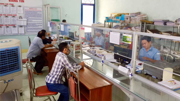 Apêê chr’hoong da ding ca coong Quảng Nam t’bhlâng đươi dua pr’đươi chêêc n’năl xa nay muy tơợ lâng điện tử