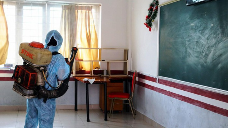 Lêy pa dưr dal c’rơ cha groong pr’luh đhị apêê vel đong