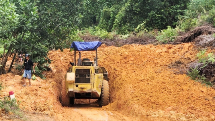 Tây Giang n’léh váih abác đhị hr’cấh ha voóh t’mêê, kr’bhâu khối k’tiếc đhêl ha tộ lâu cóh c’lâng