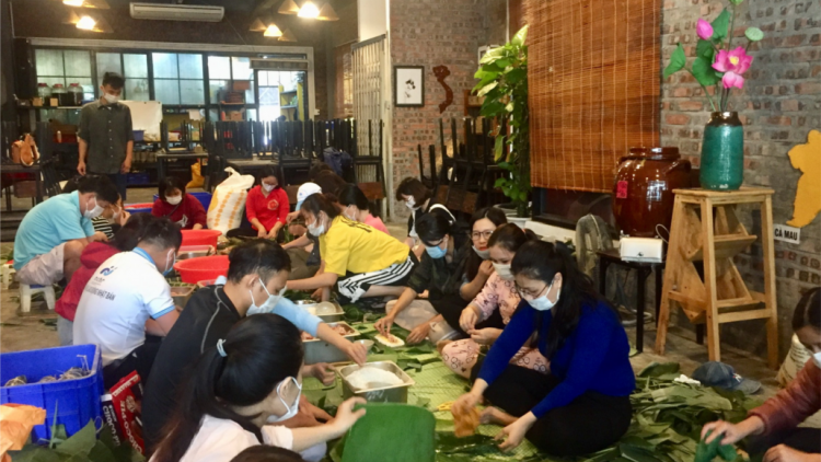 Đhanuôr Đà Nẵng, Quảng Nam tôm bánh, pa chúa lệê, pa đing tâm phóoc pa gơi đhanuôr zr’lụ tuh