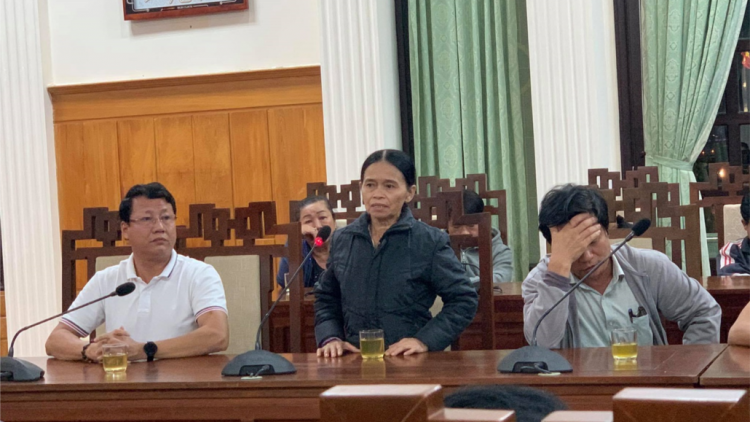 Chơơc lêy ma nưih bil tich coh Rào Trăng 3:  Ma nưih đong apêê bil tic kiêng bhrợ têng cr’chăl 4