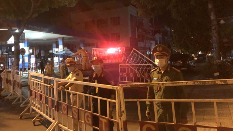 Đà Nẵng nắc ơy ga ving zr’lụ 3 bệnh viện tợơ 0h ra diu t'ngay 28/7