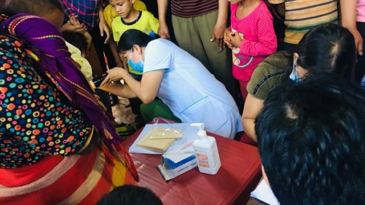 Mưy a’đhi k’tứi chêết bil tu bạch hầu, k’ha riêng học sinh cóh Gia Lai đhêy học