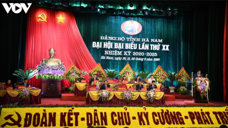 Hà Nam bhrợ têng Đại hội Đảng cấp tỉnh tr’nợơp coh prang k’tiếc k’ruung