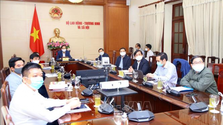 Pr’luh Cobid-19: 20 ức cha nắc bơơn đớp pay tơợ t’noom zup zooi tệêm ngăn pr’ặt t r’mông âng đhanuôr