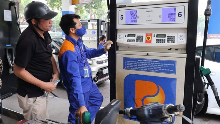 Xiêr tơợ 126 đồng tước 621 đồng muy lít (kg) xăng, dầu pazêng rau