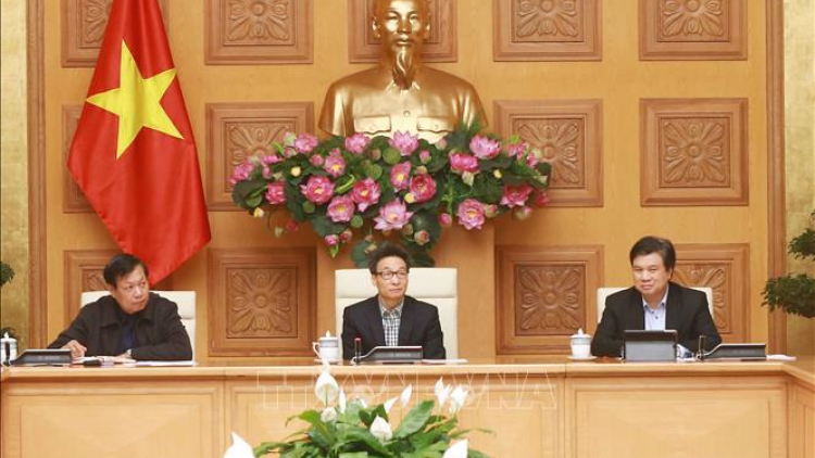 Ban k’đhơợng xay âng k’tiêc k’ruung zâl cha groong pr’luh COVID- 19 prá xay ooy cr’chăl crêê cơnh đoọng học sinh lươt học cớ