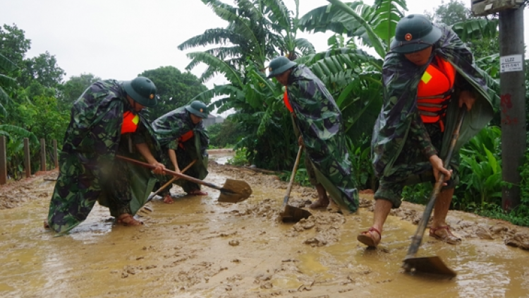 Apêê tỉnh miền Trung t’bhlâng bhr’lậ râu bil hư xang bêl đhí boo tuh bhlong