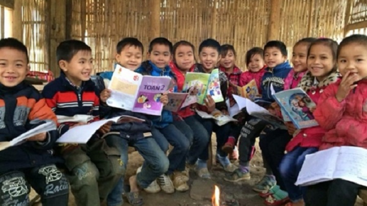 K’rong pazêng c’rơ xã hội zup zooi p’niên k’tưi coh pazêng chr’val pa bhlâng zr’nặh k’đhap đhị zr’lụ acoon coh lâng da ding k’coong