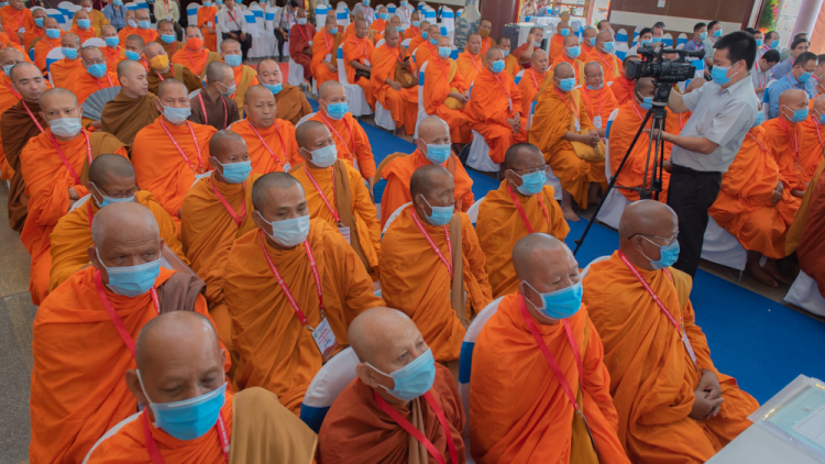 Cher cờ Tổ quốc đoọng ha pêê chùa Phật giáo Nam tông Khmer Nam Bộ
