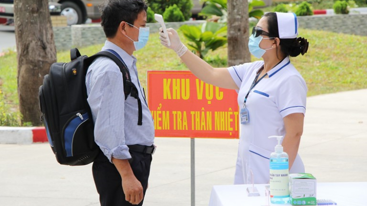 Coh tuần a hay, đợ ngai crêê bọo Covid-19 ting c’lâng xieerr ha dợ nắc cung dưr vaih bấc cơnh k’đhap k’đhợơng lêy.Apêê vel đong lêy t’bhlầng cớ apêê bh’rợ zêl, cha groong đhr’năng trơơi bọo âng pr’luh.