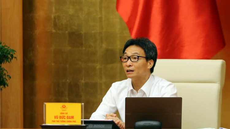 Hop ban K’đhơợng xay k’tiêc k’ruung zêl lâng cha groong pr’luh c’ray Covid-19: ma mông đh’rưah yêm têêm lâng pr’luh cr’ay coh bêl đương kia vaccine