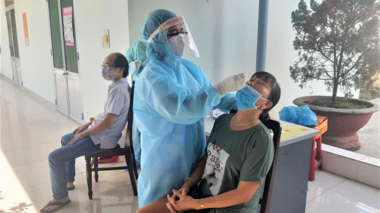 Quảng Nam: Pazêng apêê coh c’bhuh xay bhrợ đơơh doọ crêê pr’luh cr’ăy SARS-CoV-2