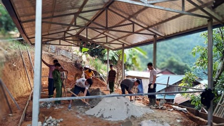 K’ha riêng pr’loọng đha rứt zr’lụ k’noong k’tiếc chr’hoong Mường Tè, tỉnh Lai Châu bơơn zooi zúp bhrợ đông ắt