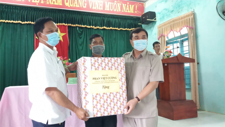 Bí thư Tỉnh uỷ Quảng Nam Phan Việt Cường lưm, cher đoọng pr’hêl đhanuôr k’noong k’tiếc Nam Giang