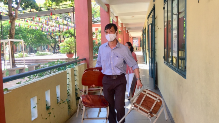 T’ngay đâu 14/9 học sinh tơợ lớp 6 tước lớp 12 coh Đà Nẵng lướt học cớ