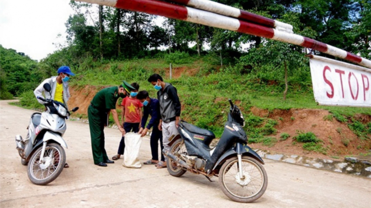 BĐBP Quảng Bình t’bhlâng zêl cha groong đhị zr’lụ k’noong k’tiếc
