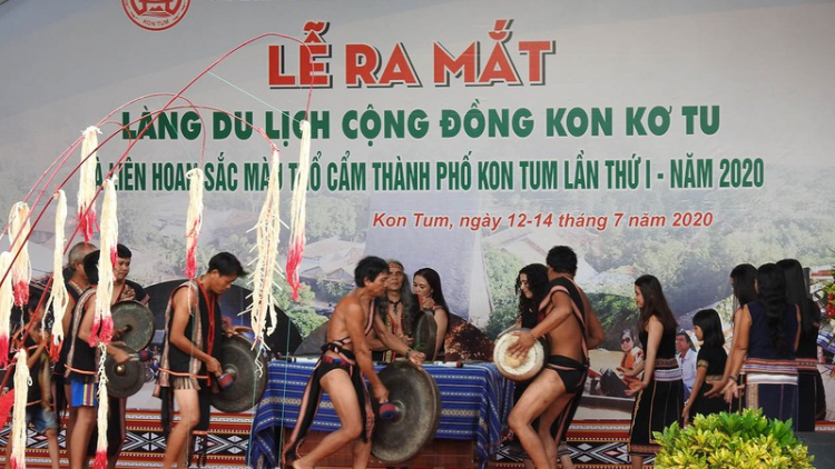 Kon Tum bhrợ p’căh bhươl cr’noon du lịch bhươl cr’noon Kon Kơ Tu