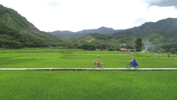 Liêm choom tơợ bh’rợ bêệt bhrợ ha roo 3 pa dưr, pa xiêr coh A Lưới