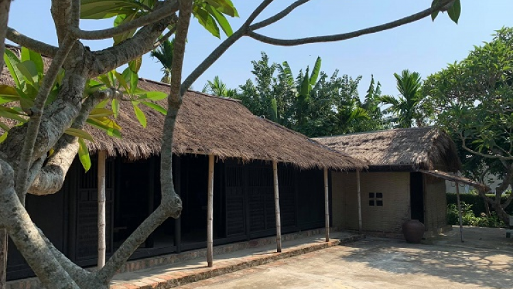 Pazêng c’kir ooy ava Hồ coh k’tiếc Huế