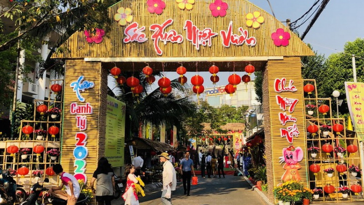 Lêy cha mêết râu liêm pr’hay cóh k’tiếc Tây Đô
