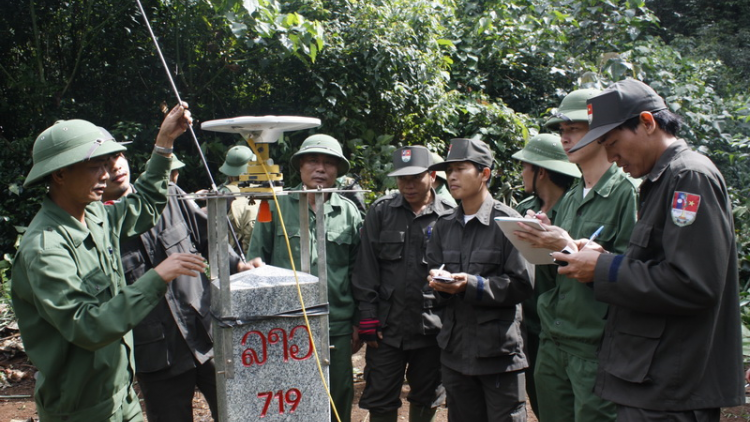 C’bhuh đoàn kết lươt ch’mêêt lêy c’noong k’tiêc đhị p’têêt pa zum bh’rợ ăt ma mông quân lâng đha nuôr zr’lụ c’noong k’tiêc Quảng Nam