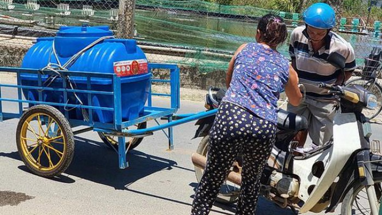 P’răng xơơt dưr vaih rơợng đhị miền Trung