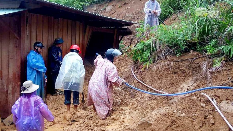 Nam Giang- Quảng Nam: Bhrợ bhr’lậ râu boo tuh đơc lơi