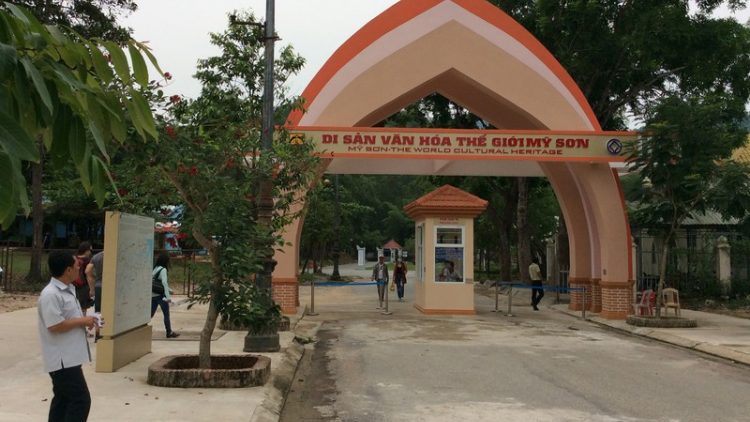 T’ngay 28/4, c’cir văn hoá Mỹ Sơn nắc ta lấh p’loọng đương hơnh déh ta mooi chô pấh chi ớh cớ