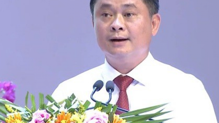Nghệ An bhrợ têng bh’rợ haanh deh 130 t’ngay n’niên âng Chủ tịch Hồ Chí Minh