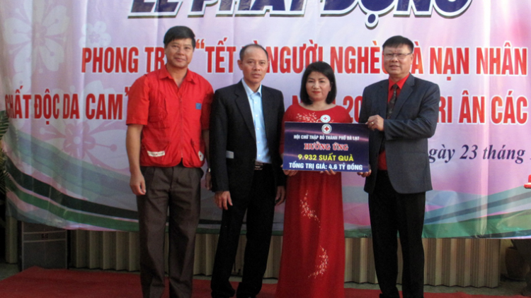 K’đươi bhrợ “Tết tu ma nuyh đha rựt lâng apêê crêê chất độc da cam” ha pruốt Tân Sửu 2021