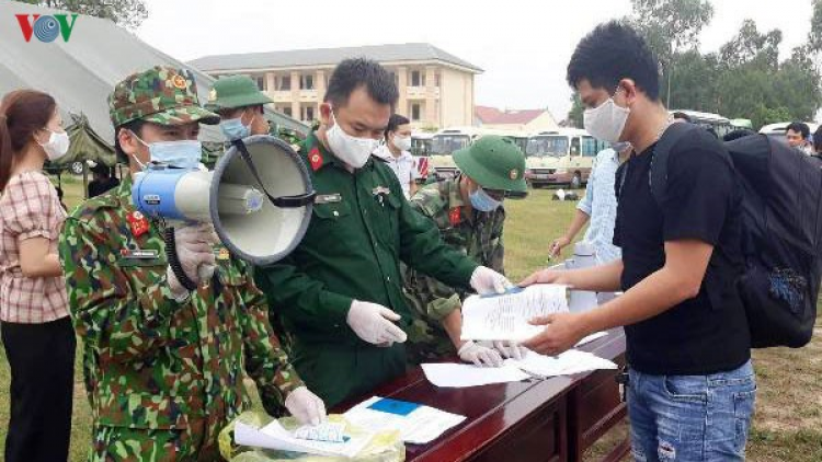 Quảng Bình: Pa đanh đợ t’ngay ăt la lay, pay pr’đhang pazêng manuyh vêy ta đoọng ăt la lay